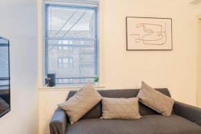 Stylish 4BR in Hyde Park, Steps from UChicago
